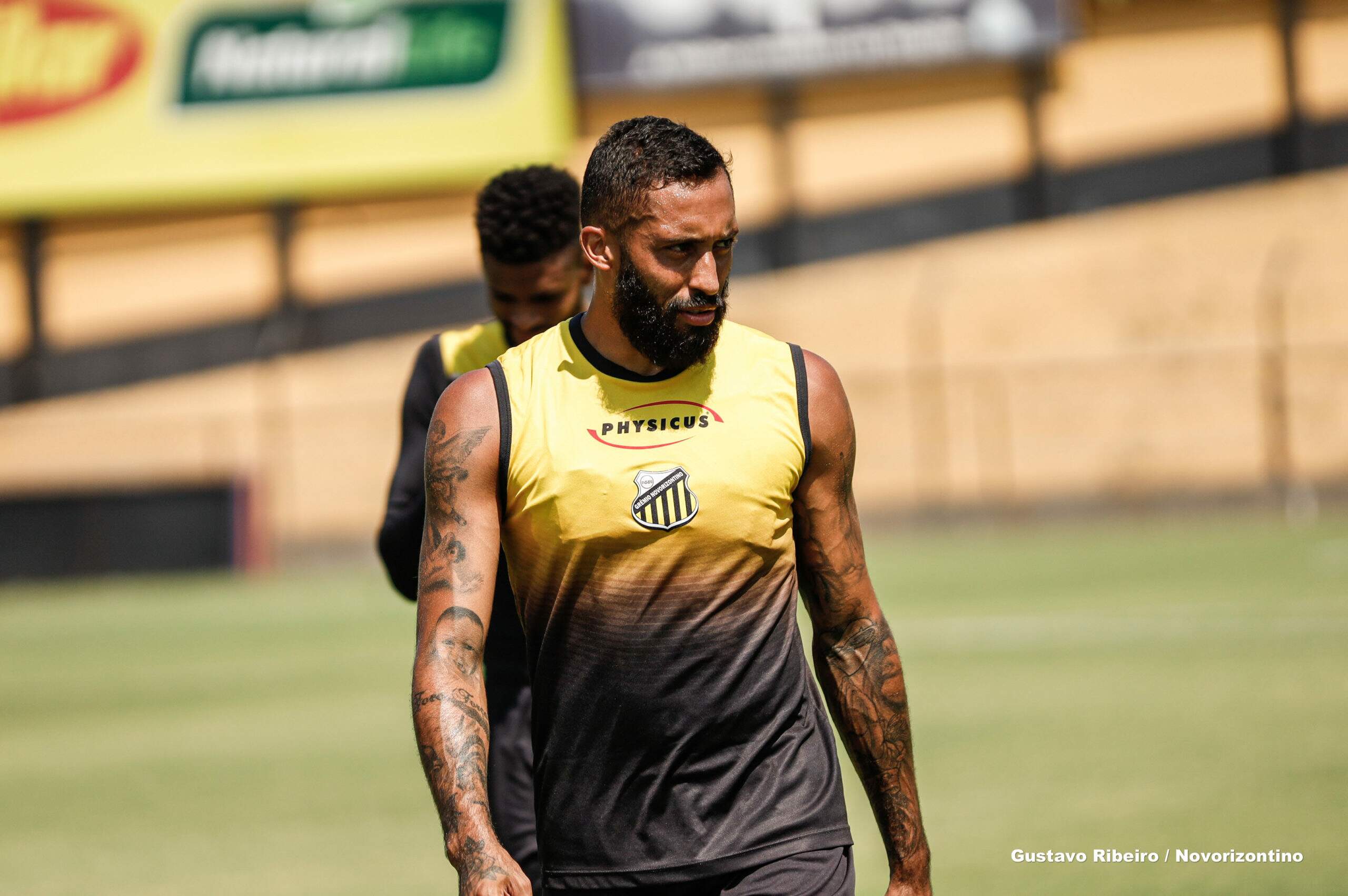 Sport e Grêmio fazem jogo equilibrado e ficam no empate por 0 a 0 no Recife